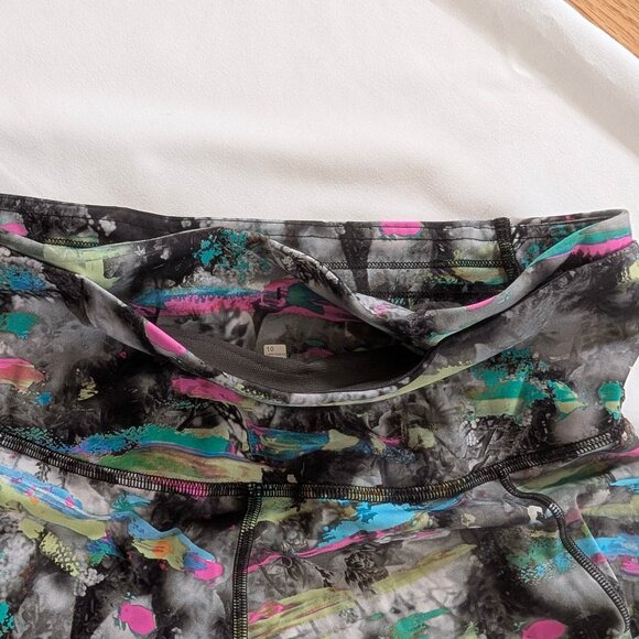 Lululemon Fast and Free High-Rise Tight 25 Pockets Women's 10 Paint Drift Multi - Picture 8 of 12